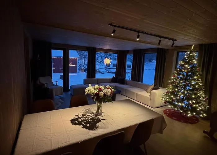Semesterbostad Exclusive With Sauna Skibotn